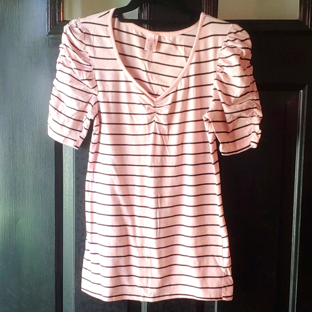 Rue 21 pink striped top L